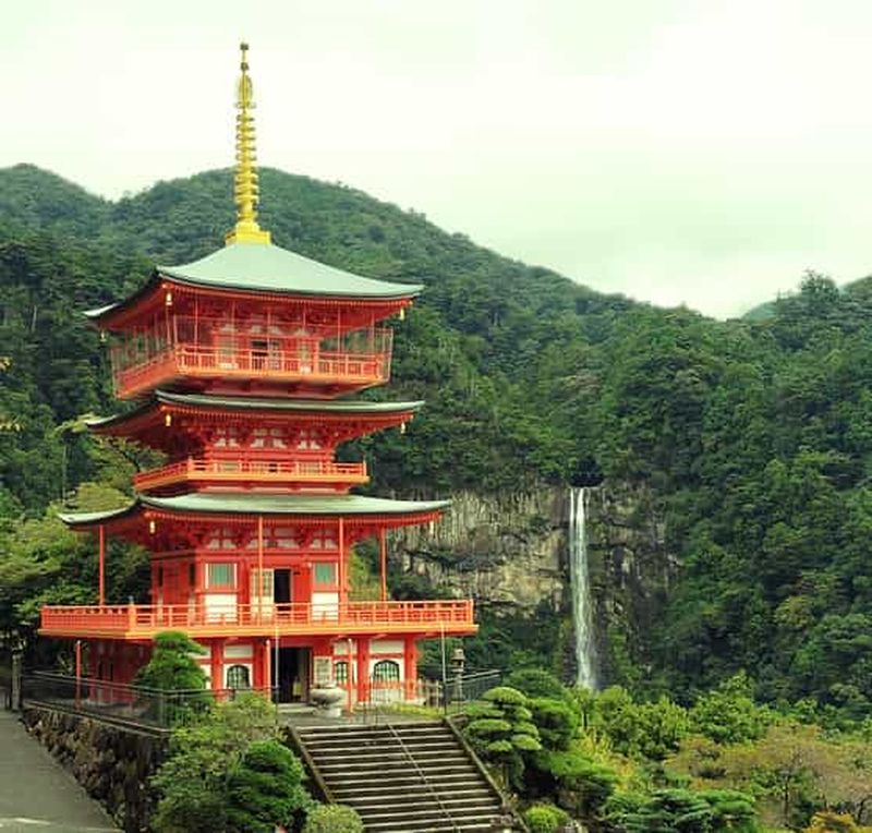 Wakayama : Kumano Nachi Taisha, Seiganto-ji et cascade