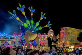Tour Carnaval de Nice en Méhari électrique