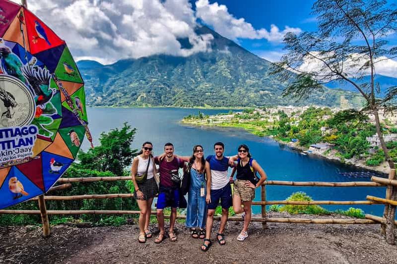 Depuis Panajachel : naviguez et découvrez trois villages du lac Atitlán