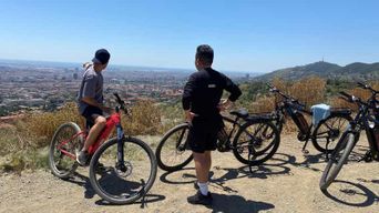 De Barcelone au Tibidabo : excursion en VTT électrique, joyaux cachés et vues panoramiques