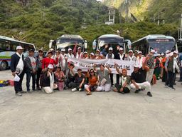 Pèlerinage en groupe au Mont Everest et au Mont Kailash (Kora)