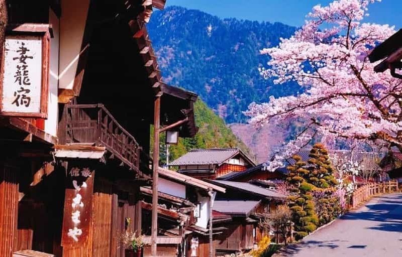 Nagoya : Visite du château d'Inuyama, de Magome-juku et de Tsumago-juku