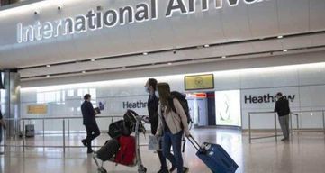 Au départ de Mumbai : excursion privée guidée au Taj Mahal avec nuitée