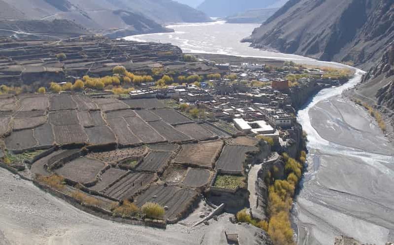 Pokhara : circuit de 6 jours dans le Haut Mustang avec repas et hôtels