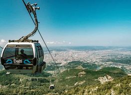 Tirana : Excursion d'une demi-journée au mont Dajti avec billet de téléphérique