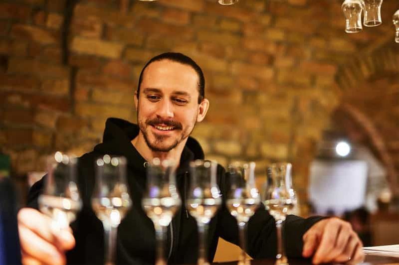 Budapest : Cave gastro hongroise et dégustations assistées