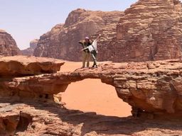 Les temps forts du désert du Wadi Rum en Jeep (2 heures, matin ou soir)