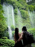 Lombok : cascades de Benang Stokel et de Kelambu et colline de Merese