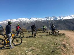 Visite en petit groupe de la Sierra Nevada en E-Bike