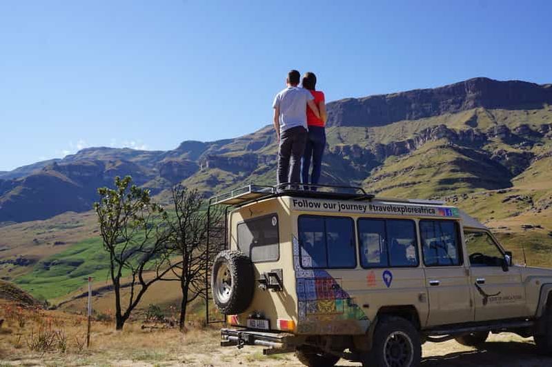 Au départ d'Underberg : Tour du col de Sani en 4x4 et visite d'un village basotho