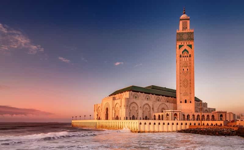 Au départ de Marrakech : visite de Casablanca avec visite de la mosquée Hassan II