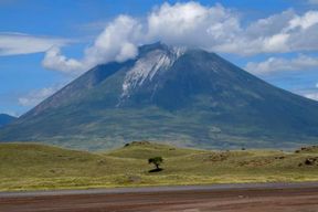 Randonnée nocturne à Ol Doinyo Lengai avec option au lac Natron