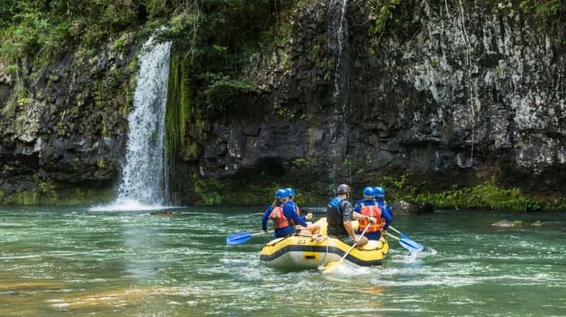 Journée complète de rafting en eaux vives depuis Cairns ou Mission Beach
