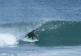 Nazaré : encadrement et cours de surf pour tous les niveaux