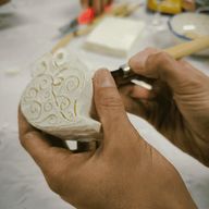 Atelier de sculpture sur savon : Découvrez l'art à la Rua da Alegria