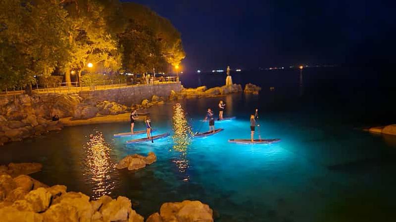 Opatija : Aventure guidée de SUP Paddleboarding de nuit