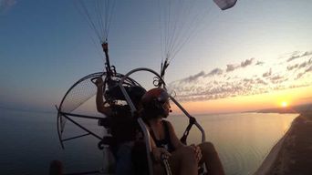 Albufeira : Vol en parapente au coucher du soleil