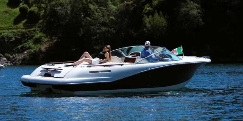 Lac de Côme : visite privée de 2 heures en bateau rapide de luxe
