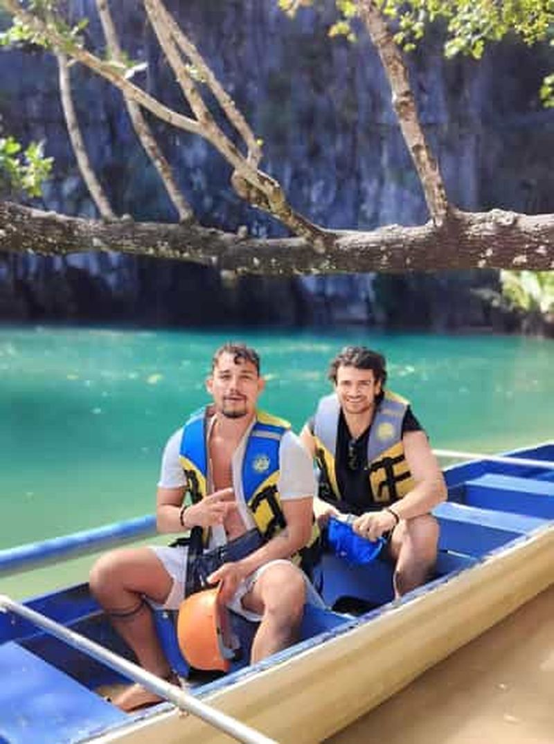 Voiture privée + Ultimate Underground River + Déjeuner +Accompagnements