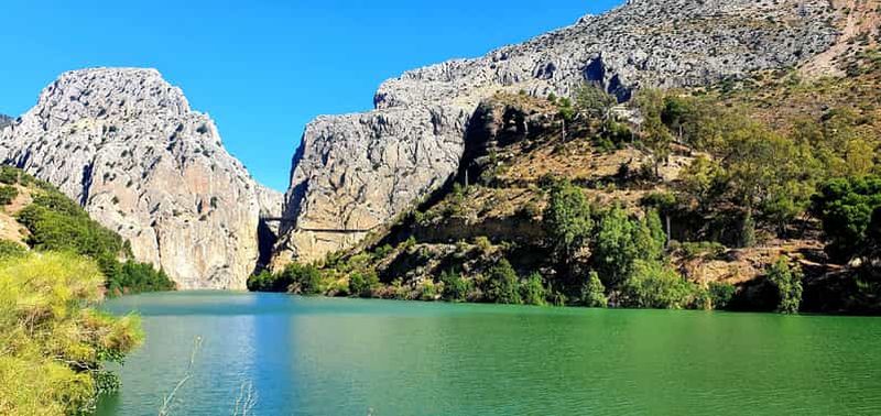 Caminito del Rey et visite des villages blancs avec tapas au départ de Malaga