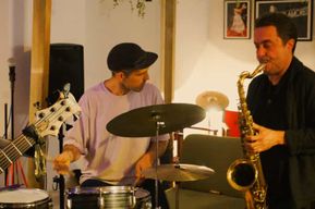 Madrid : visite du dimanche El Rastro, concert de jazz et tapas avec bière