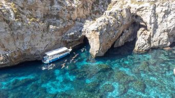 Au départ de Trapani : Croisière dans les grottes de Marettimo et dégustations de produits locaux