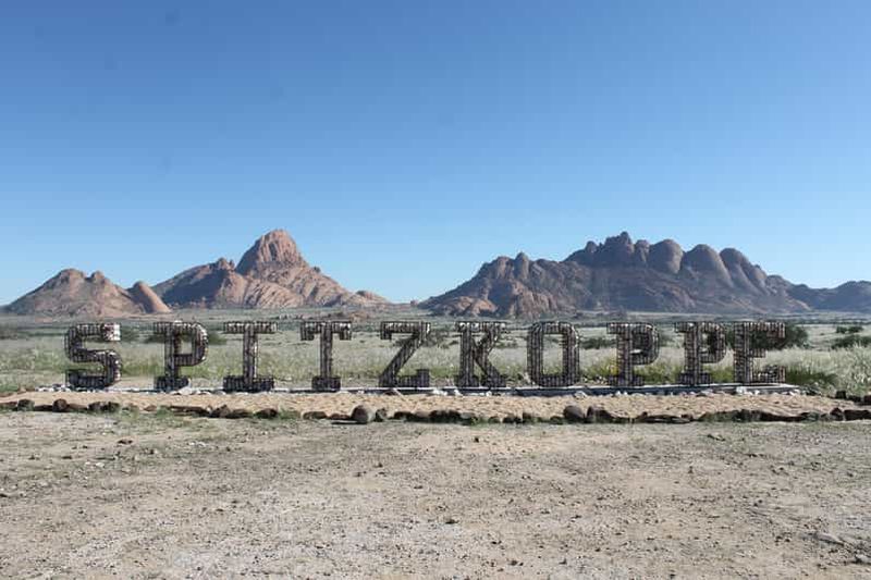 Swakopmund : visite combinée de la vallée de la Lune, de la Spitzkoppe et de l'épave