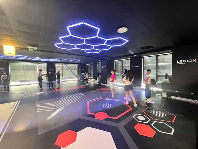 Bucarest : Escape Room VR et arène avec pause café