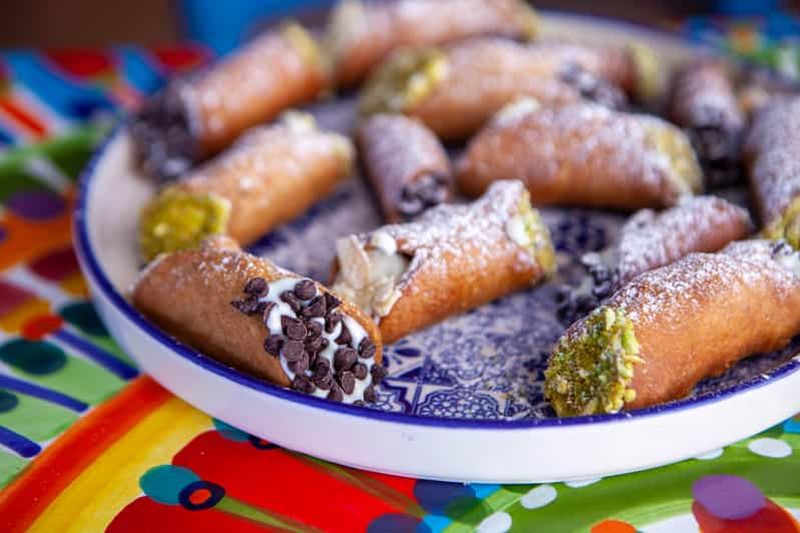 Taormine : cours de cuisine sur les cannoli avec certificat de fin de formation