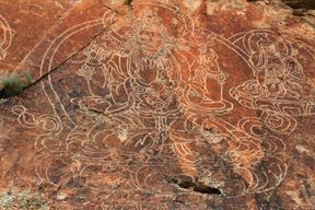 Tamgaly-Tas : un voyage vers les anciennes falaises bouddhistes