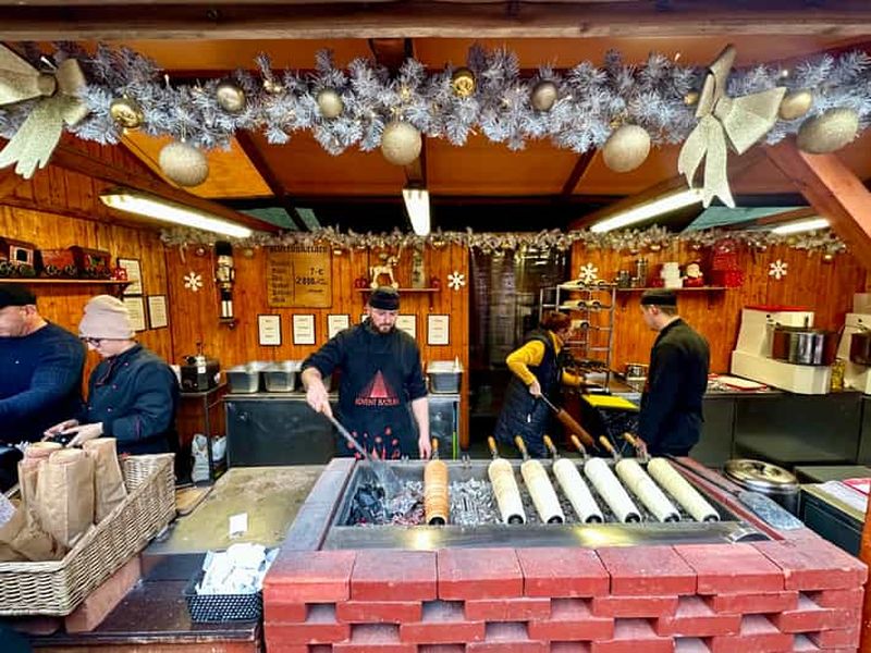 Budapest : Visite guidée du marché de Noël avec dégustations