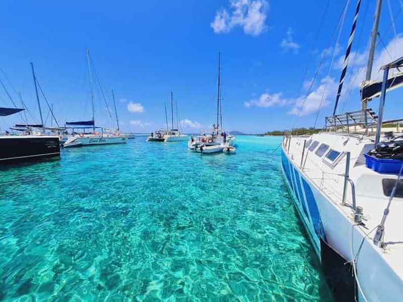 Ilot Gabriel : Croisière en catamaran et déjeuner barbecue