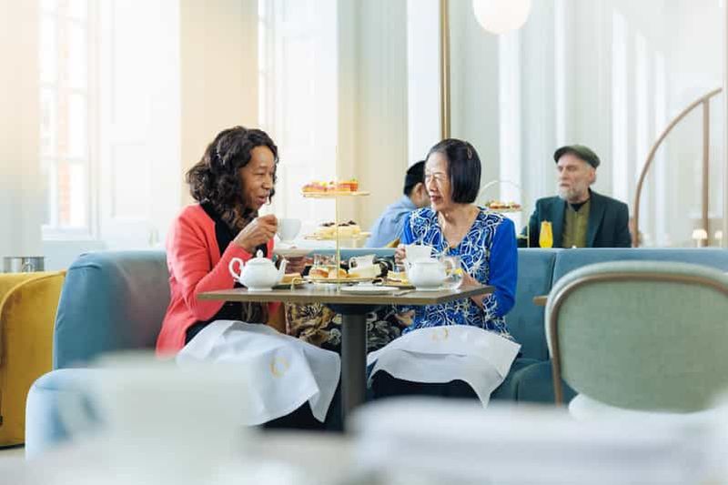 Londres : Visite du palais de Kensington, changement de garde et thé de l'après-midi