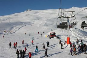 Depuis Tbilissi : Excursion d'une journée à la station de ski de Gudauri