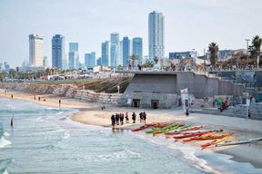 Tel Aviv : location de kayak au Beach Club