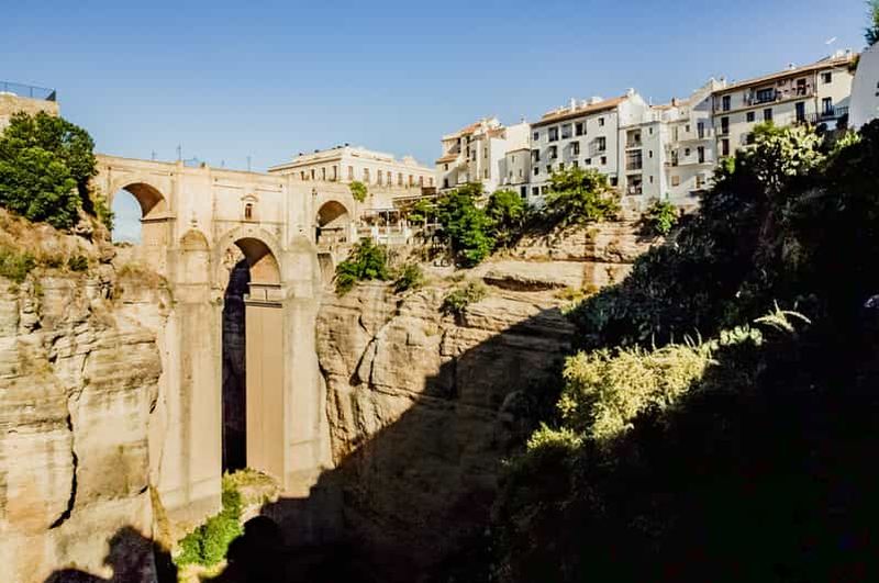 Malaga et Costa del Sol : Ronda et Setenil de las Bodegas