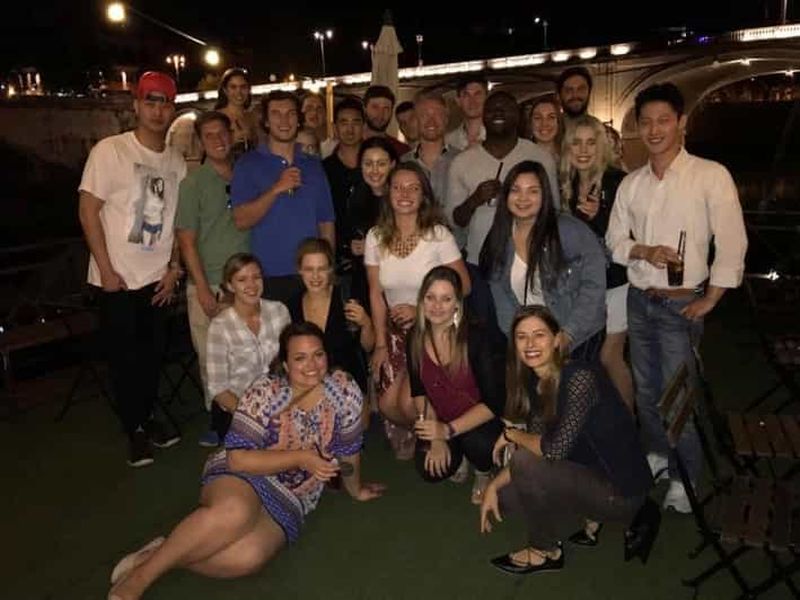 Séoul : Tournée des bars de Gangnam avec 3 shots et des tapas coréens