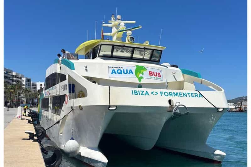 Depuis Ibiza : billet de ferry aller-retour le jour même pour Formentera