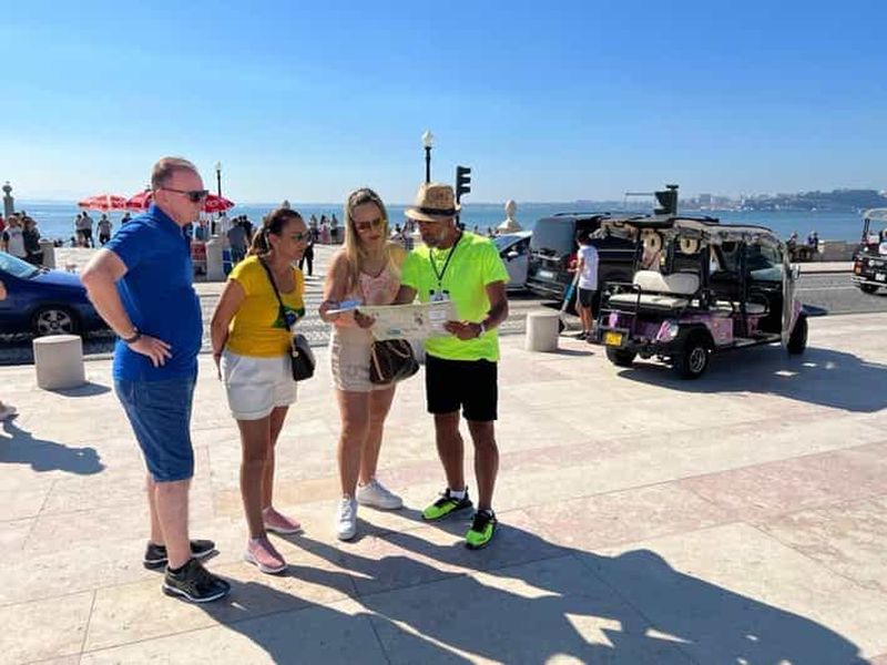 Lisbonne : visite en tuk-tuk avec prise en charge gratuite à l'hôtel