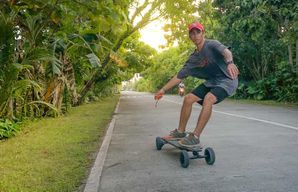 Siargao : Coucher de soleil 2 heures d'expérience guidée de patinage électrique
