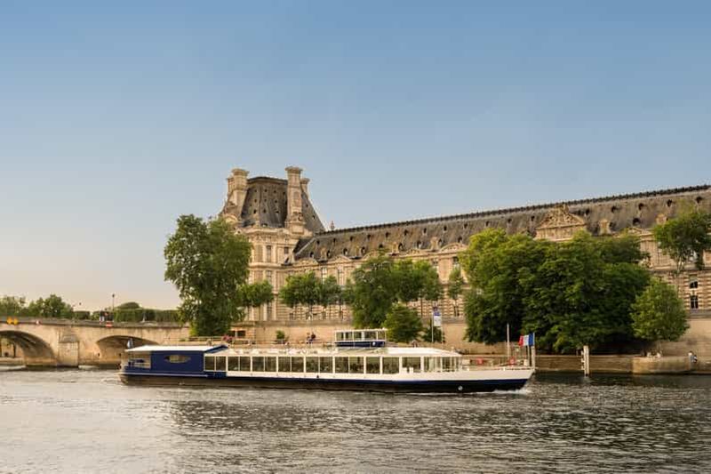 Paris : Dîner-croisière avec vue panoramique sur la Seine