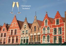 Visite privative de Bruges depuis Paris avec champagne et croisière sur les canaux