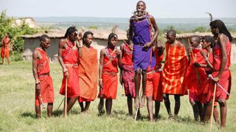 Zanzibar : Visite du village Maasai avec croisière en boutre au coucher du soleil