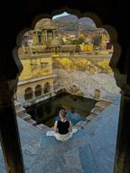 Jaipur : puits à escaliers, forts d'Amber, Jaigarh et Nahargarh en Jeep