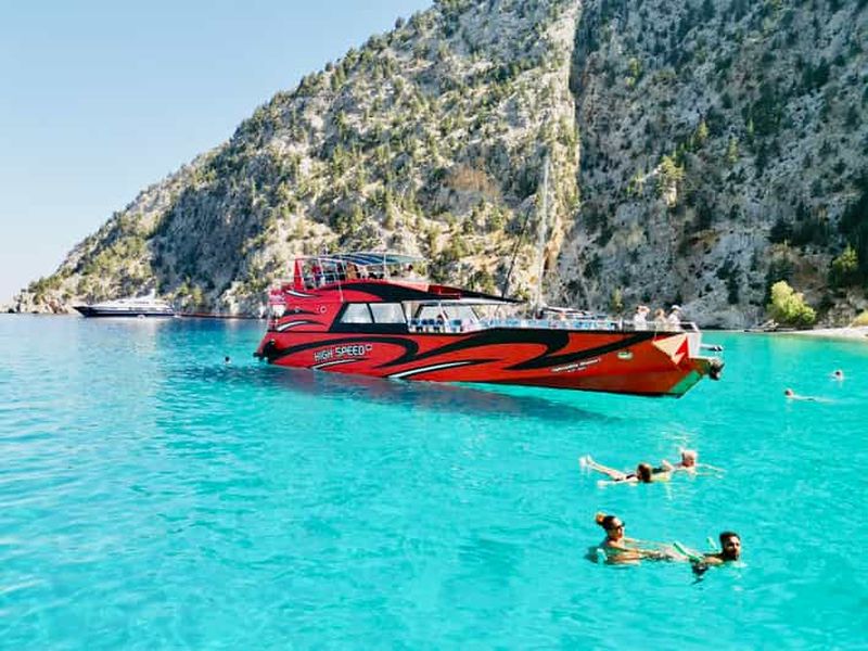 Rhodes : bateau à grande vitesse pour l'île de Symi et la baie de Saint-Georges