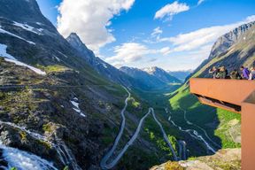 Au départ d'Åndalsnes : visite en bus de Trollstigen avec un guide de la région