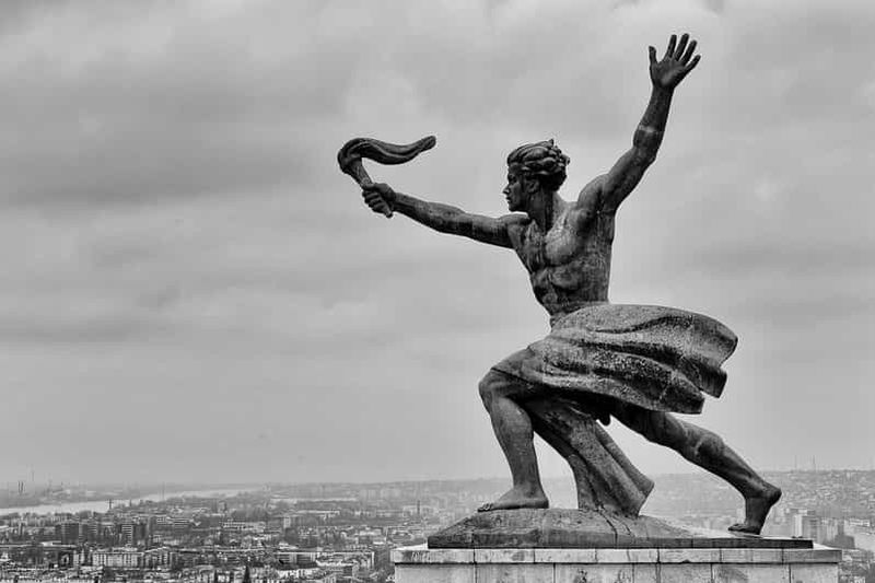 La vie sous le communisme avec la Maison de la Terreur ou le Statue Park