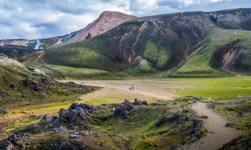 Au départ de Reykjavik : Visite du Landmannalaugar et de la chute d'eau Háifoss