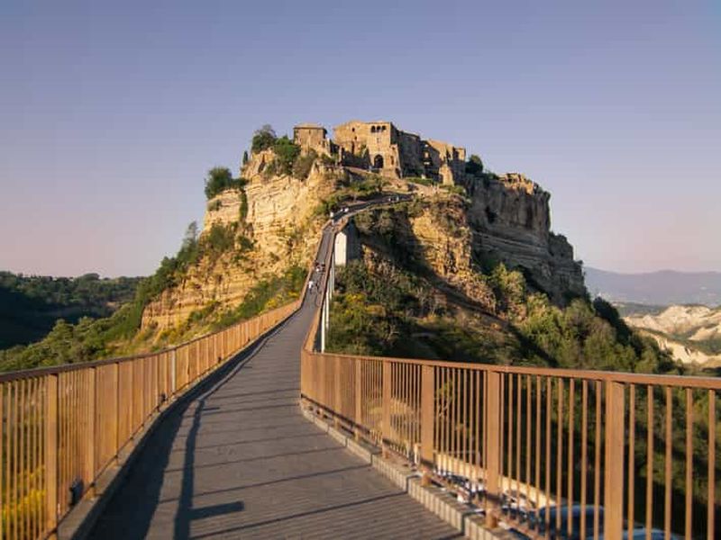 Rome : Excursion d'une journée à Civita di Bagnoregio et au jardin de la Villa Lante