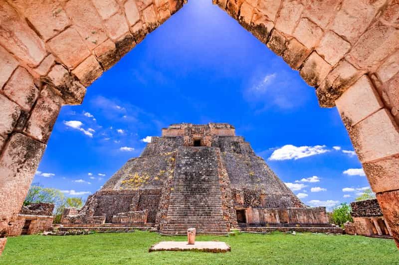 Depuis Mérida : Visite des sites archéologiques d'Uxmal et de Kabah